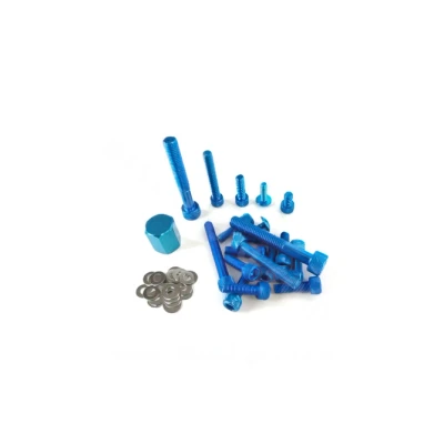 Kép: Öltöztető idomszerelő készlet EGY MBK Booster/Yamaha BW&#039;s eloxált kék