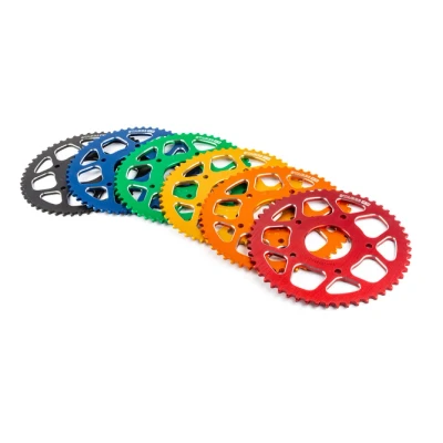 Kép: Hátsó lánckerék 53 fogú 420 Stage6 alumínium CNC fekete Peugeot / Rieju