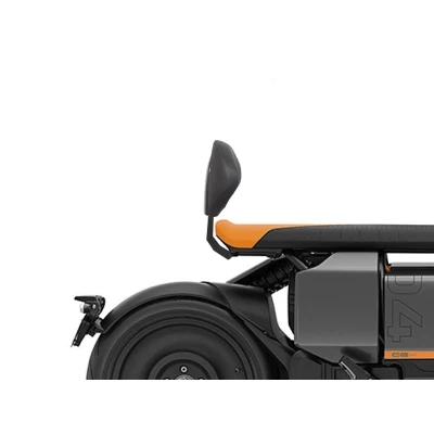 Kép: SHAD háttámla BMW CE 04