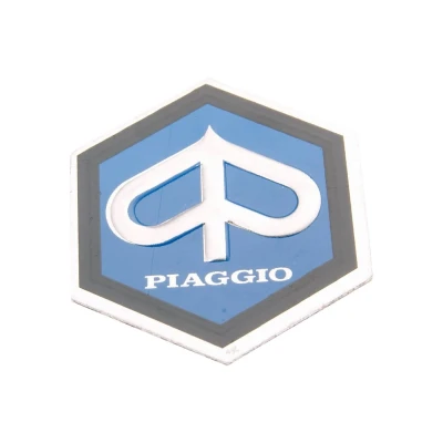 Kép: Piaggio 25x30mm es alumínium ragasztandó embléma Vespa PX, PE 80, 125, 200
