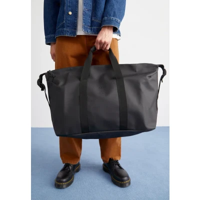 Kép: Rains HILO Weekend BAG Unisex Hétvégi táska, Méret: One Size, Black