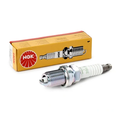 Kép: NGK 2756 Gyújtógyertya M14 x 1,25 SW: 16 HONDA: Jazz 2, 3, CHEVROLET: Lacetti Hatchback, DAIHATSU: CHARADE 4