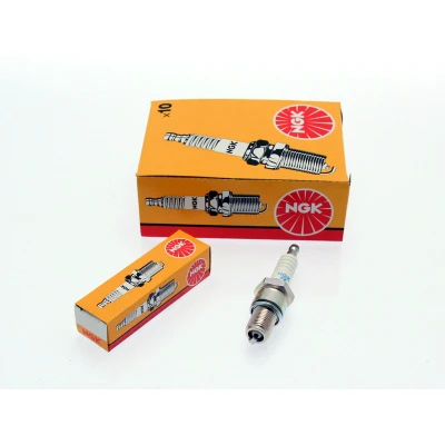 Kép: NGK 6222 Gyújtógyertya M14 x 1,25 SW: 20,8 mm