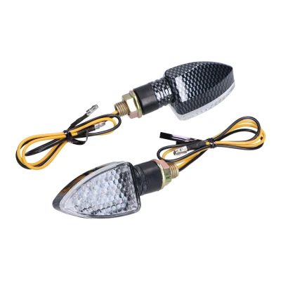 Kép: Index / irányjelző szett M8 menetes LED fekete Boost I