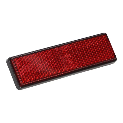 Kép: Piros fényvisszaverő prizma 94x28mm M5