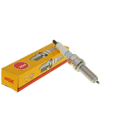 Kép: Gyújtógyertya NGK LMAR8A 9 Honda NSS 250, SH 300