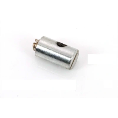 Kép: Csavaros nippel 5 x 10mm 2,5mm mopedhez, robogóhoz, mokickhoz, KKR hez, Zündapphoz, Kreidlerhez, Herculeshez, Puchhoz
