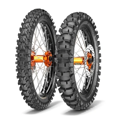 Kép: Metzeler MC360 140/80 R18 70M autó Nyárigumi Gumiabroncs 2900900